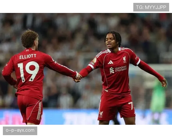 未来之星闪耀赛场：年轻球员本赛季表现抢眼引热议