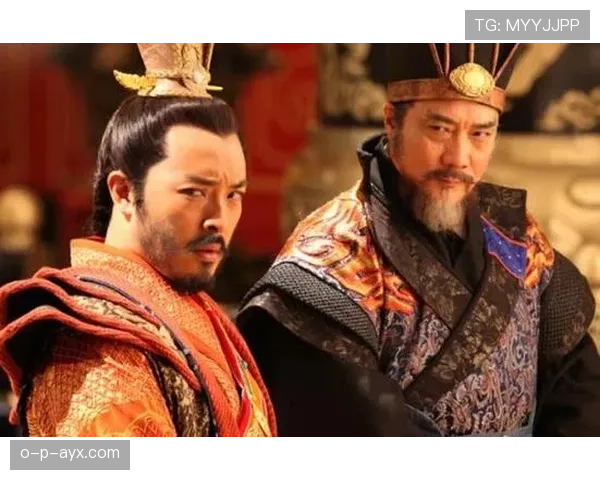 杨威家里到底有多豪？听说他洗衣服都得专人伺候，你信不？